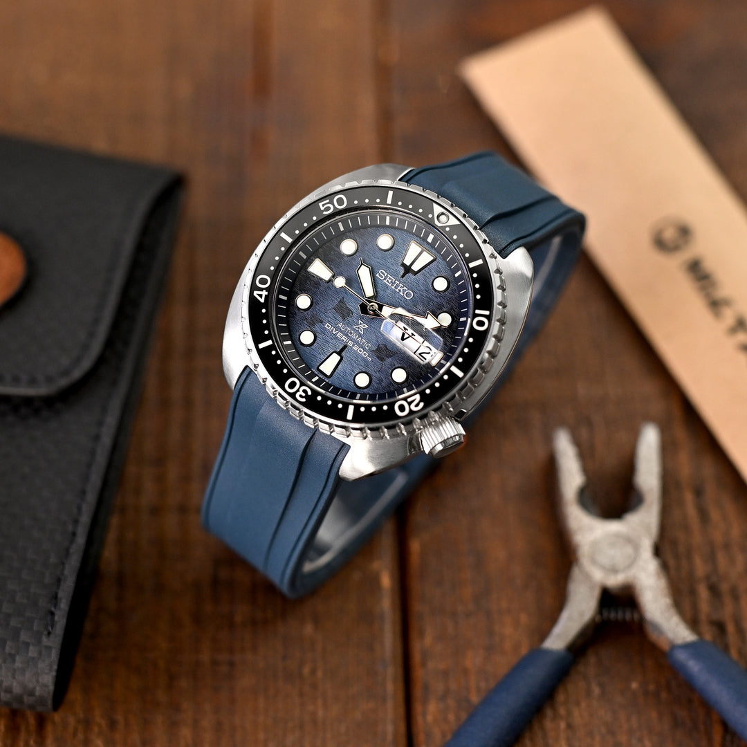 StrapXPro - STX1A SEIKO精工 Prospex 復刻海龜 和 王者海龜 系列 專用代用 海軍藍色 橡膠錶帶 彎曲錶耳