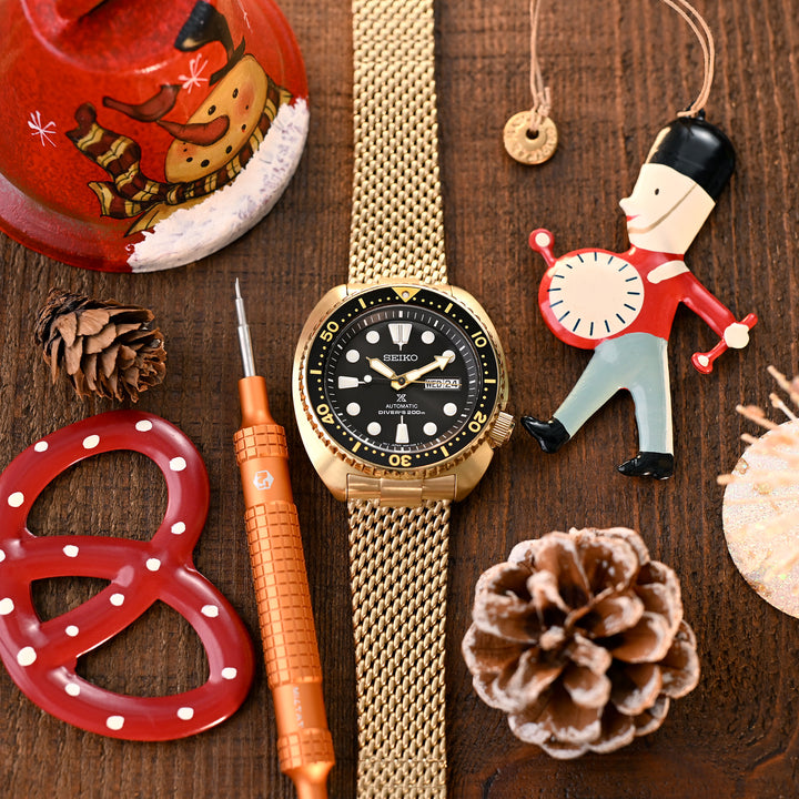 配對SEIKO精工SRPC44復刻金海龜彎曲實心錶帶頭 瑪司米蘭錶帶V扣潛水扣金色