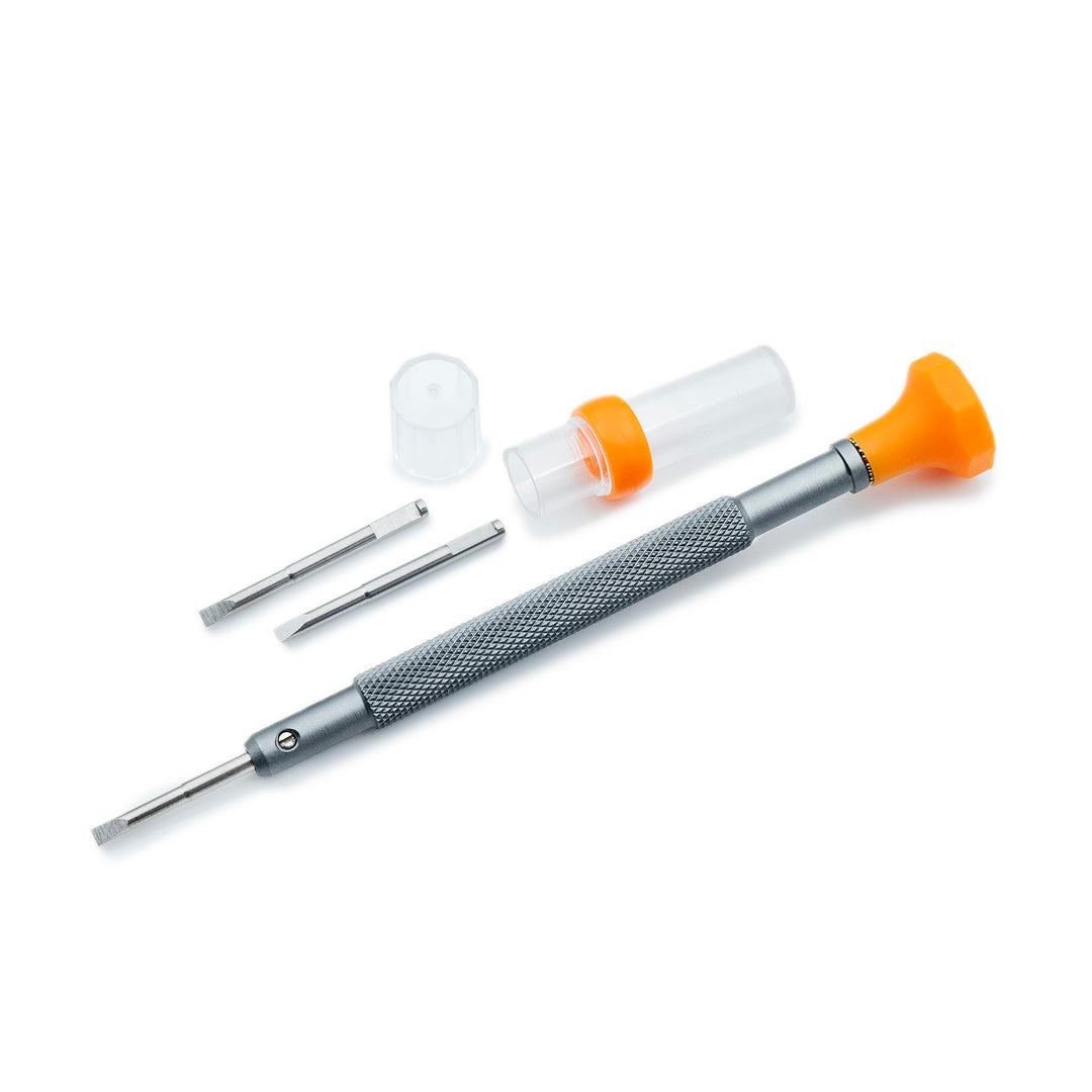 獨立一支 錶帶改長短用 平頭小螺絲刀帶 附備用刀片（5 尺寸可選：1.0 mm、1.2 mm、1.4 mm、1.6 mm或 1.8 mm）