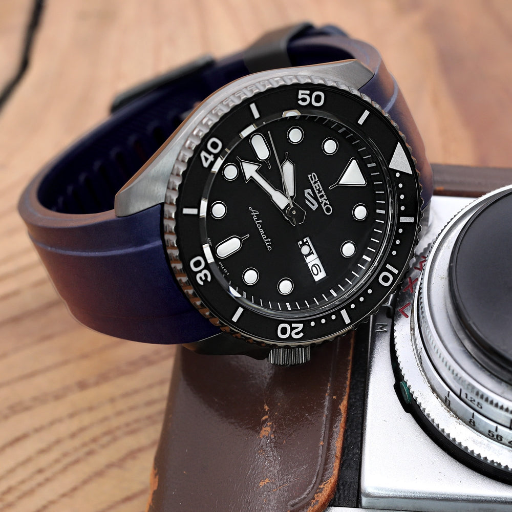Seiko 5 Sports  SRPD65K1 Black Hard Coating Sports Style new Cal. 4R36